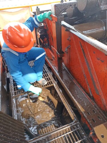 La operación no se detiene